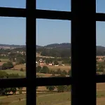 & La Sur La Colline - Au Calme *