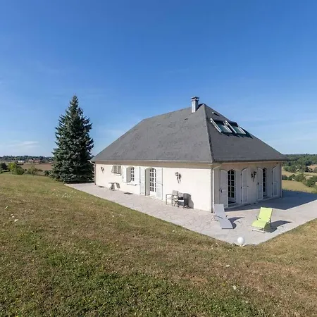 & La Sur La Colline - Au Calme *