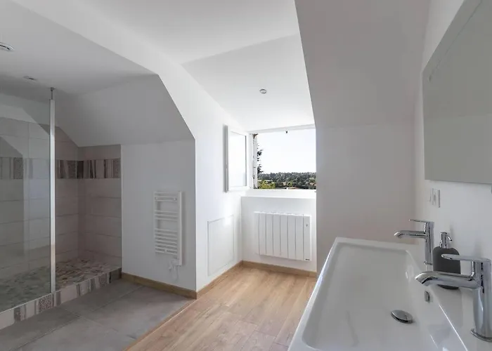 Villa & La Sur La Colline - Au Calme Saint-Symphorien-des-Bois