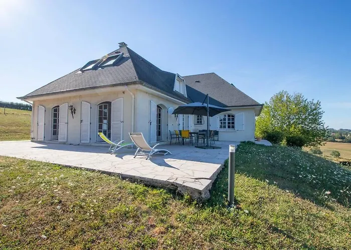 Villa & La Sur La Colline - Au Calme