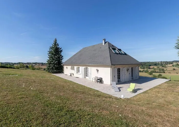 & La Sur La Colline - Au Calme *