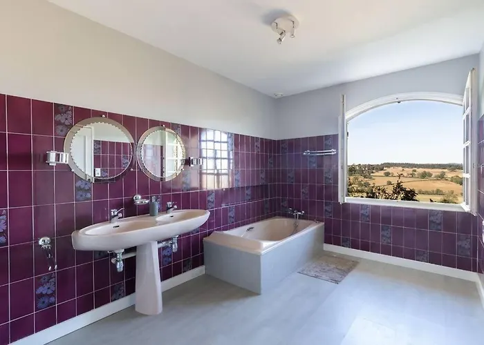 & La Sur La Colline - Au Calme Saint-Symphorien-des-Bois